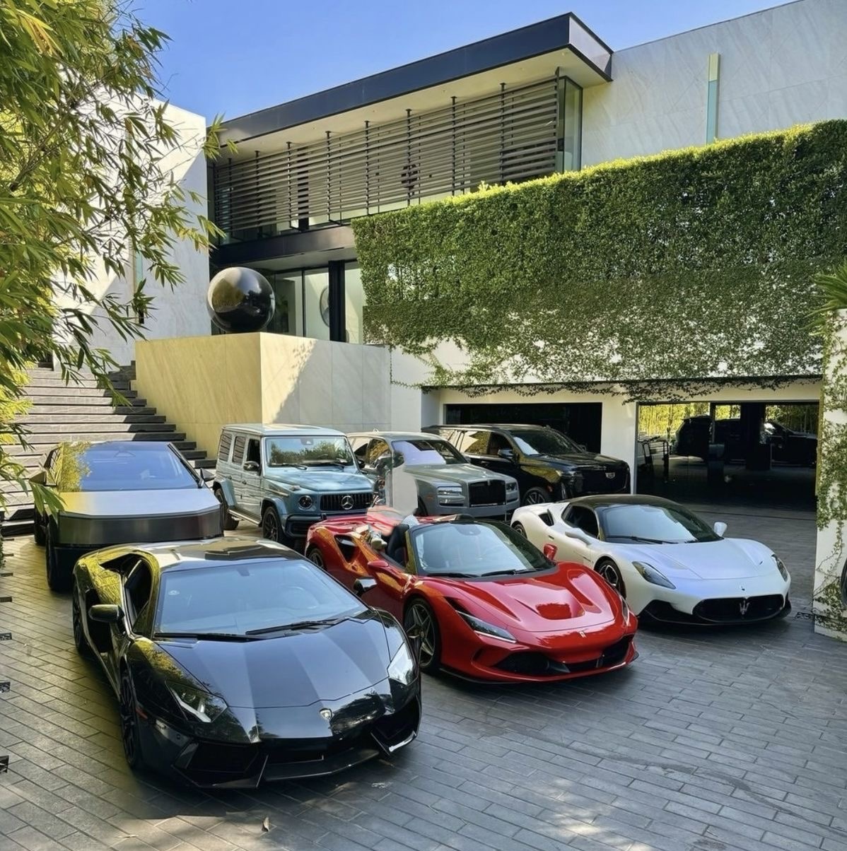 Location de voiture de luxe à Dubaï